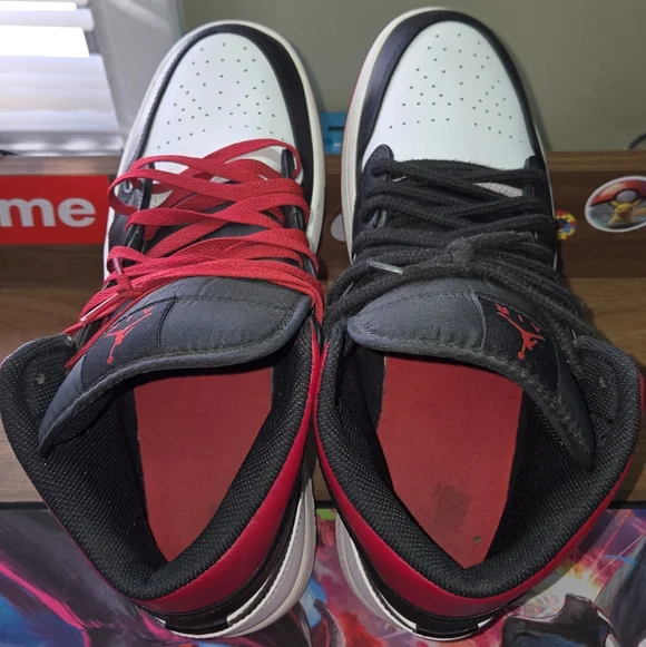 Nike Air Jordan 1 Mid Blk Toe Blk/Red And Wht 11.5m